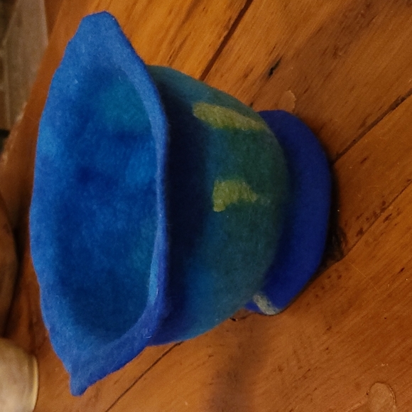 Bowl - Picture 2 of 6